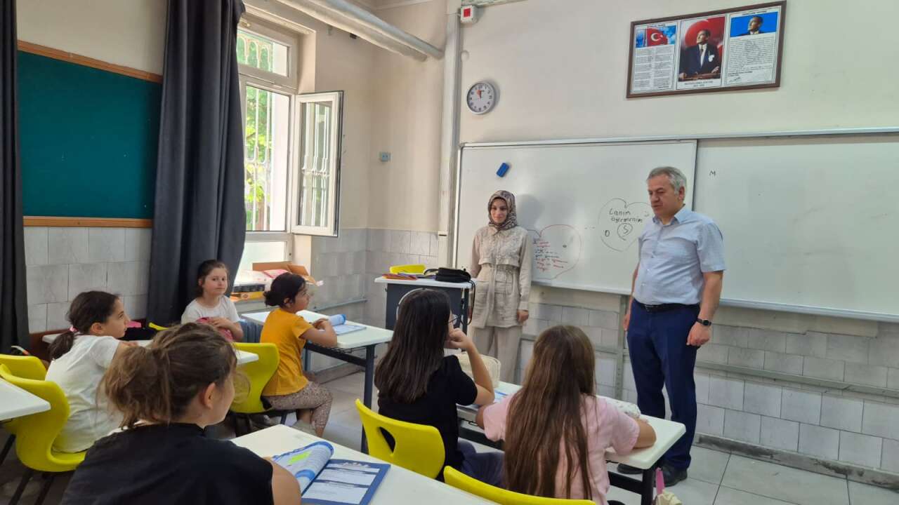 Meram'da eğitim denetimi! Sınıfları tek tek gezdi 7